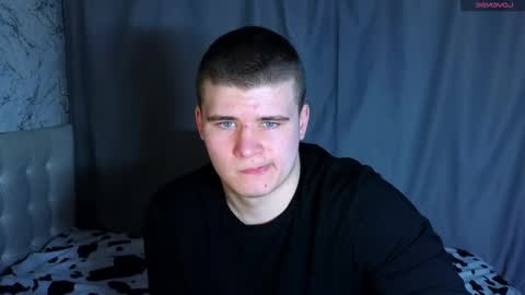 Snapshot of kittenmur chatting on January 13, 2:53 pm Vlad online show from January 13, 2:53 pm