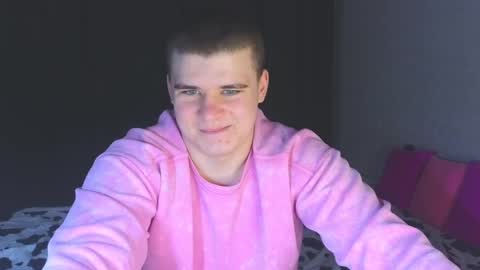 Snapshot of kittenmur chatting on March 2, 4:36 pm Vlad online show from March 2, 4:36 pm