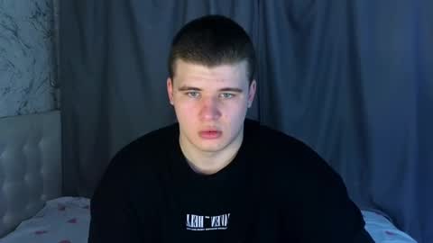 Snapshot of kittenmur chatting on January 25, 9:57 am Vlad online show from January 25, 9:57 am