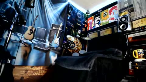 kiveuxmakeu online show from January 9, 6:46 pm