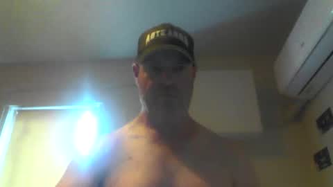 kiwiguy19773 online show from January 25, 2:26 am