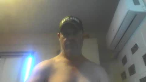 kiwiguy19773 online show from January 9, 6:07 am