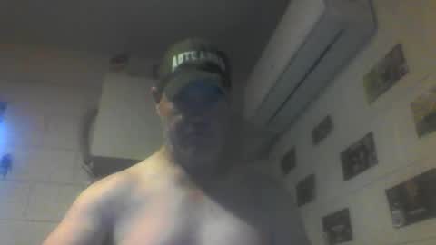 kiwiguy19773 online show from May 3, 5:10 am