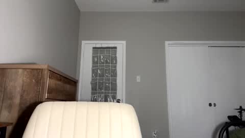 Snapshot of kkyle57 chatting on October 16, 12:35 pm kkyle57 online show from October 16, 12:35 pm