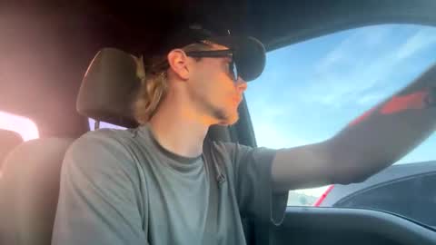 Snapshot of kkyle57 chatting on September 28, 12:36 pm kkyle57 online show from September 28, 12:36 pm