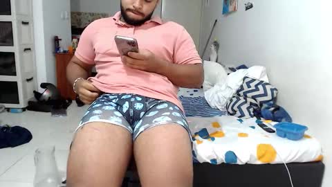 Snapshot of kleyton336 chatting on October 9, 2:05 am kleyton online show from October 9, 2:05 am