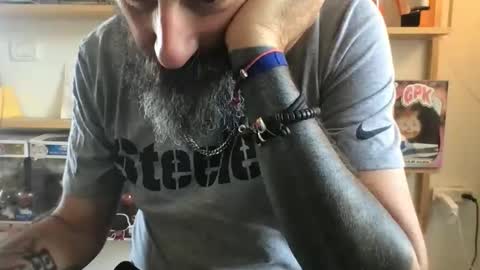 knicker76 online show from October 24, 7:54 am