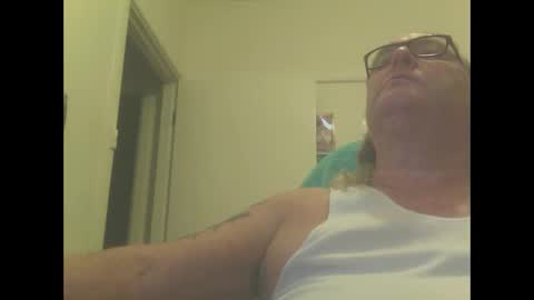 knobout online show from January 8, 10:26 am