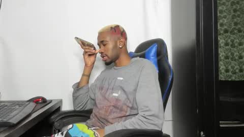 kofi online show from November 20, 5:01 pm