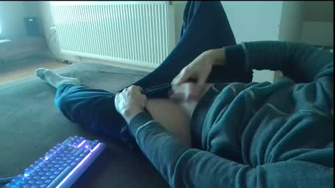 Snapshot of kokotko1234rr chatting on October 1, 12:58 am Andy online show from October 1, 12:58 am