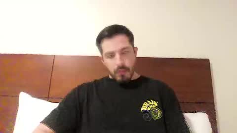 kolombianox online show from October 17, 3:43 am