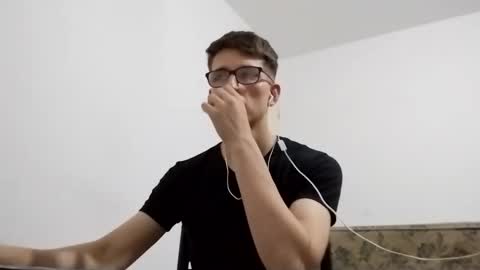 Facu online show from January 10, 11:11 am