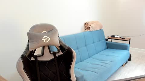 krishort online show from December 10, 10:38 am