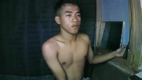 Snapshot of kritthanarkorn chatting on October 15, 2:35 pm kritthanarkorn online show from October 15, 2:35 pm