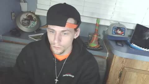 krytiar1992 online show from November 6, 8:06 am