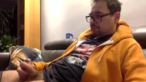 krzysztof1977 online show from March 2, 10:06 pm