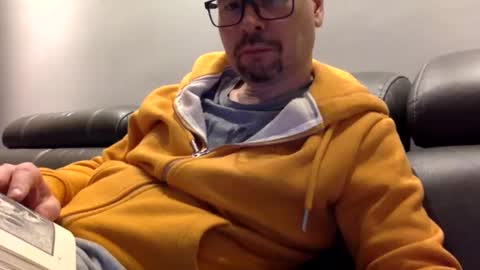 krzysztof1977 online show from January 11, 9:40 pm