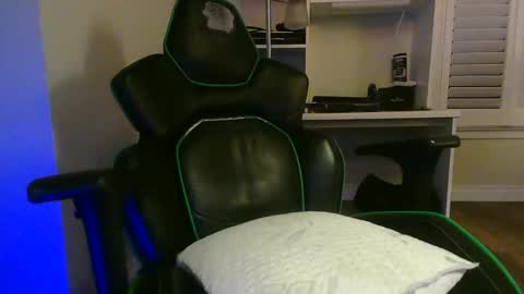 Kevin online show from September 14, 8:16 am