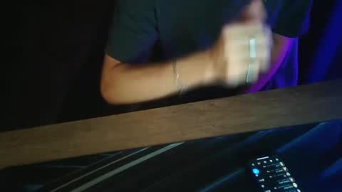 Kuroyuki online show from December 23, 6:16 pm