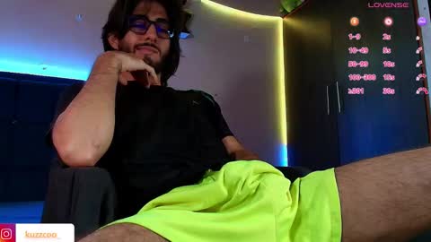 kuzzcoo online show from February 26, 12:50 pm