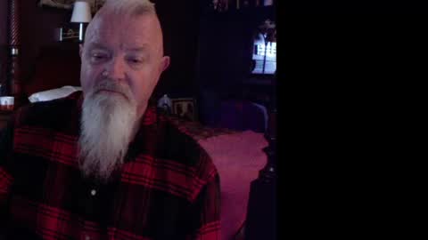 Snapshot of kyhgihntight chatting on January 2, 5:29 pm Nick Nude Celt KYHighNTight online show from January 2, 5:29 pm