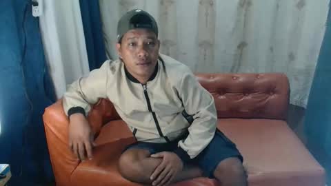 kyle_lacuste online show from February 20, 5:26 am