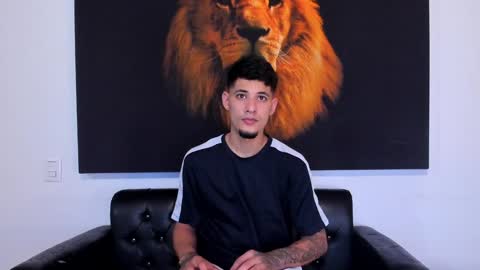 Snapshot of kyle_smithx chatting on December 5, 8:56 pm kyle Smith online show from December 5, 8:56 pm