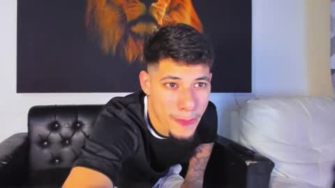 Snapshot of kyle_smithx chatting on January 9, 11:02 pm kyle Smith online show from January 9, 11:02 pm