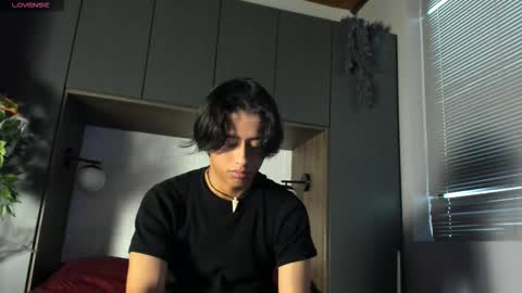 Snapshot of labrinthteasing chatting on October 27, 3:03 pm labrinthteasing online show from October 27, 3:03 pm