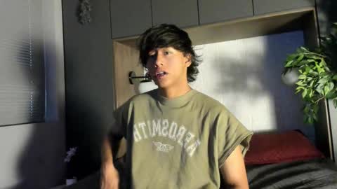 labrinthteasing online show from January 15, 1:25 pm