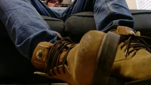 Snapshot of laidback_and_chill chatting on January 15, 1:52 pm Rick online show from January 15, 1:52 pm