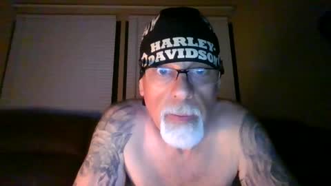 laidbackluxury online show from May 18, 4:07 am