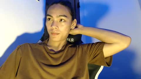 lalakinghugecock_2 online show from September 18, 8:22 pm