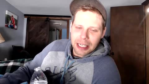 Lance online show from February 18, 3:10 pm