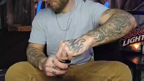 Snapshot of lancehardwood222 chatting on February 22, 2:28 am LANCE online show from February 22, 2:28 am