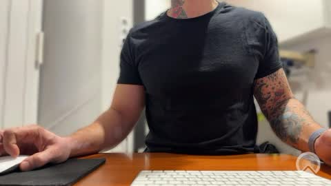 BDSM online show from June 17, 9:33 am