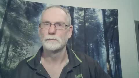 Larbie online show from January 26, 3:36 pm