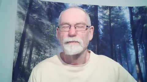 Larbie online show from January 3, 11:23 pm