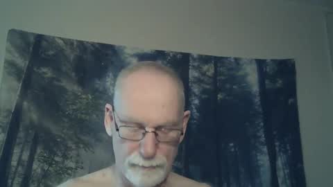 Larbie online show from December 15, 11:55 am