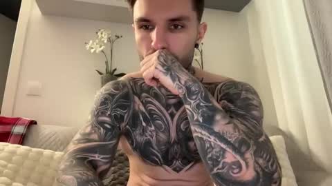 larsskeet online show from December 20, 1:40 pm