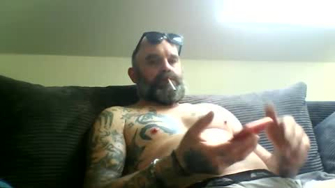 larsvegas1895 online show from January 7, 11:11 am