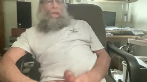 chris online show from March 6, 3:36 am