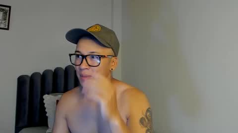 Snapshot of lass_nazar chatting on February 6, 2:22 am lass_nazar online show from February 6, 2:22 am