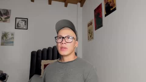 Snapshot of lass_nazar chatting on September 13, 1:17 am lass_nazar online show from September 13, 1:17 am