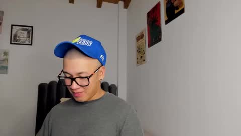 Snapshot of lass_nazar chatting on September 20, 1:38 am lass_nazar online show from September 20, 1:38 am