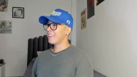 Snapshot of lass_nazar chatting on October 28, 1:19 am lass_nazar online show from October 28, 1:19 am