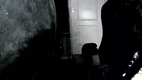 latexchris77 online show from February 7, 10:22 am