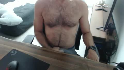 latexdave84 online show from April 20, 10:29 am