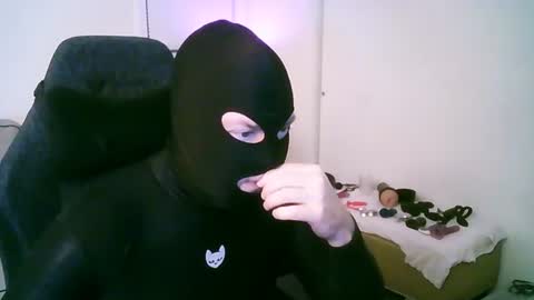 latexminheadroom online show from June 24, 1:08 am