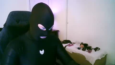 latexminheadroom online show from July 13, 2:25 am